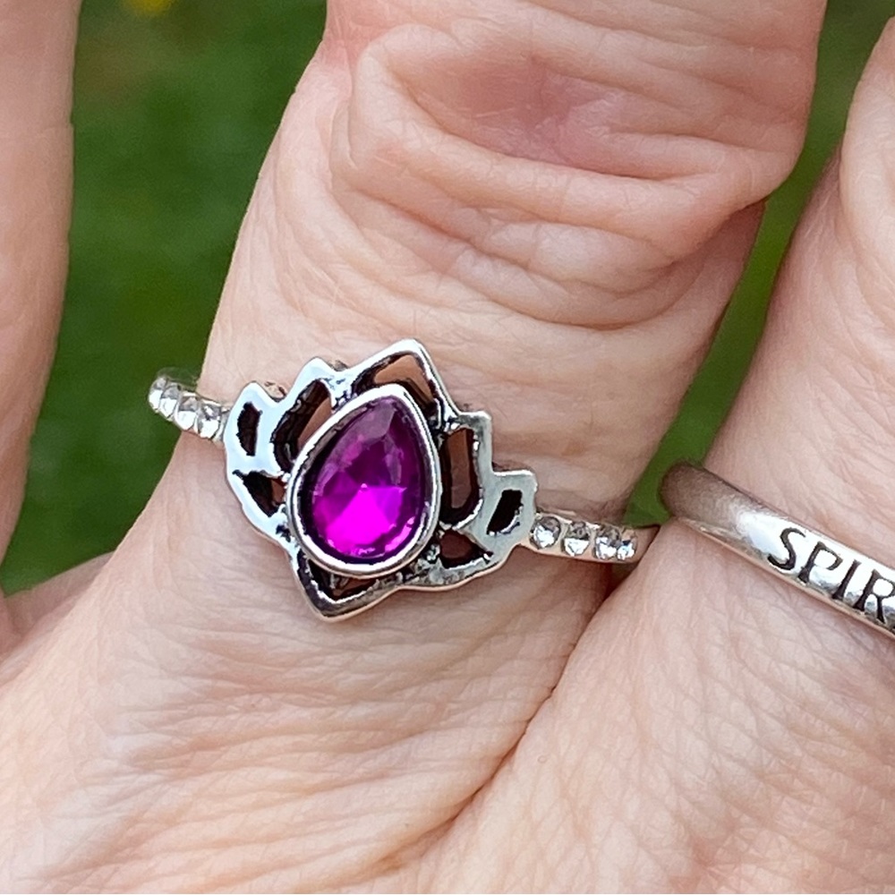 Lotus ring silver plated fuchsia pink zircon crystal accent sz 8